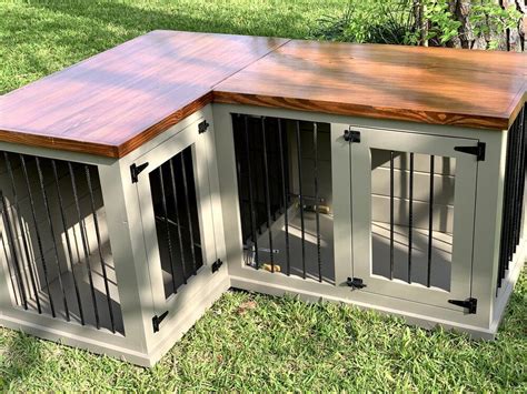 wooden double dog kennel